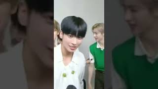 TXT AND SUNGHOON ENHYPEN INTERACTION AT MUSIC BANK