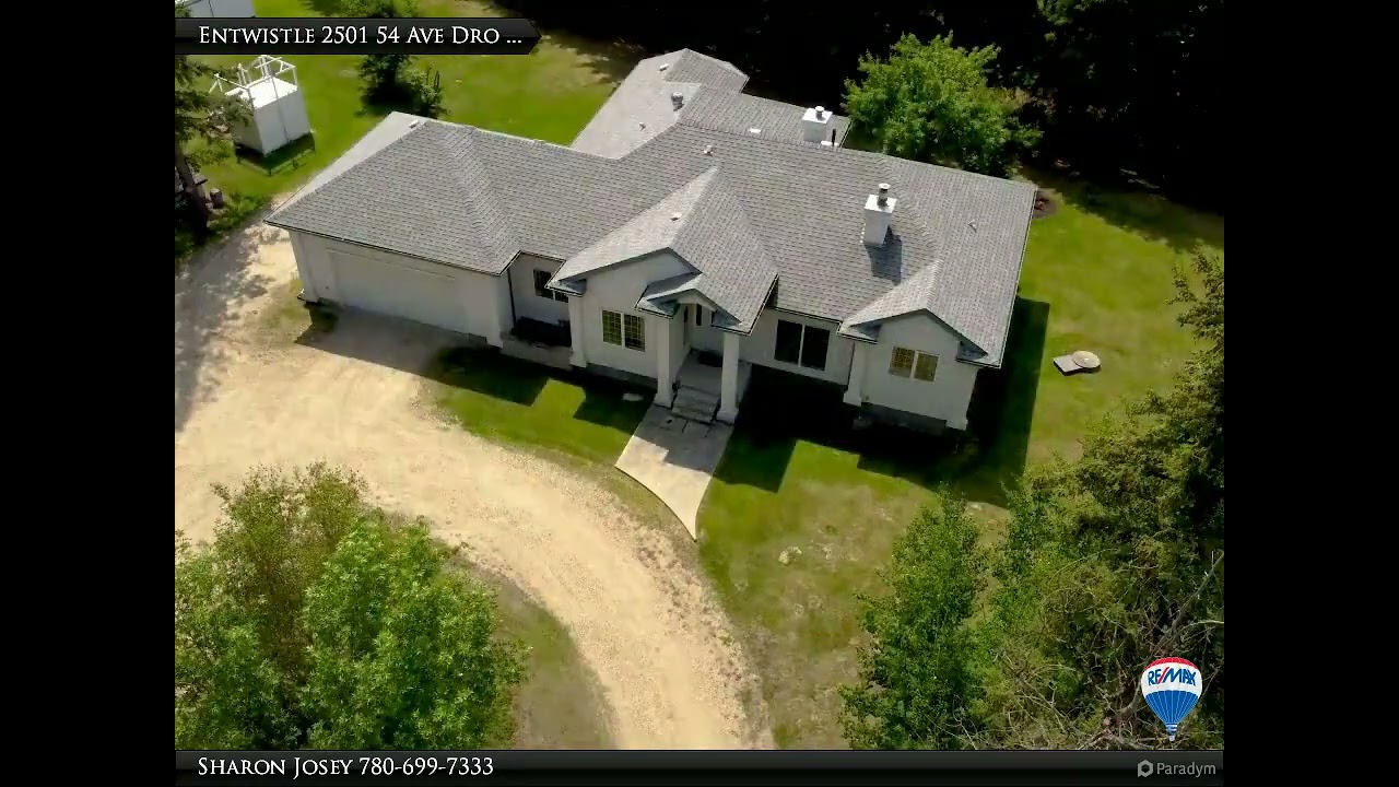 Stunning Home on the Pembina River