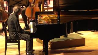 1 бис М. Равель Концерт № 1 для фортепиано с оркестром , Солист — Михаил Плетнёв (фортепиано)