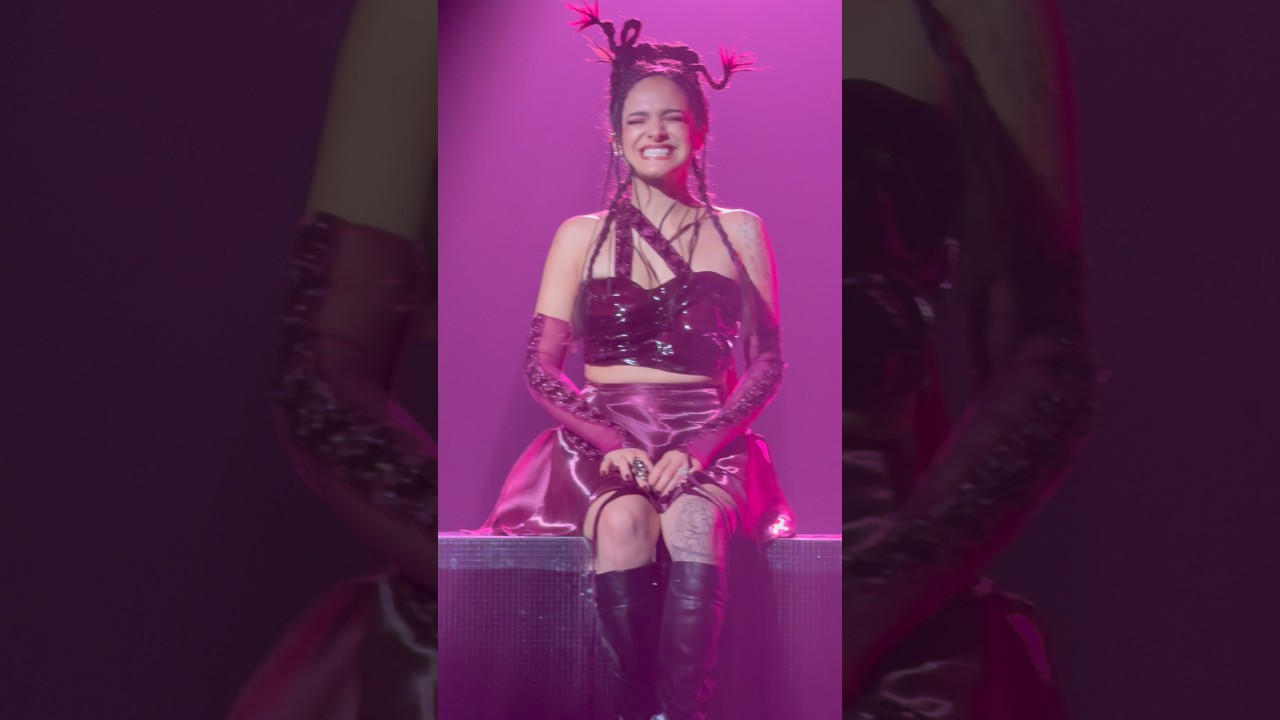 Сегодня вечером — тот самый вечер!!!💃🏻🍒🎂 Песня и музыкальное видео Cherry Cake выйдут сегодня в п...