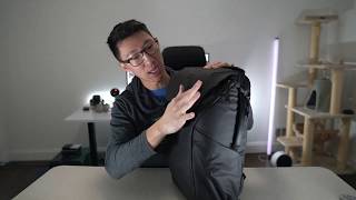 Does it fit? Peak Design Everyday Backpack V2 20L and 30L vs. MacBookPro 16