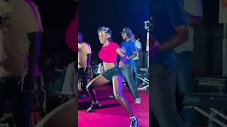 #DilsonLe Mustang en live avec sa danseuse #Shekina 🔥🔥🔥🔥🎶 Chez #MagicDesign