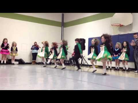 Rince Nia dancers at Indian Hill School  #1