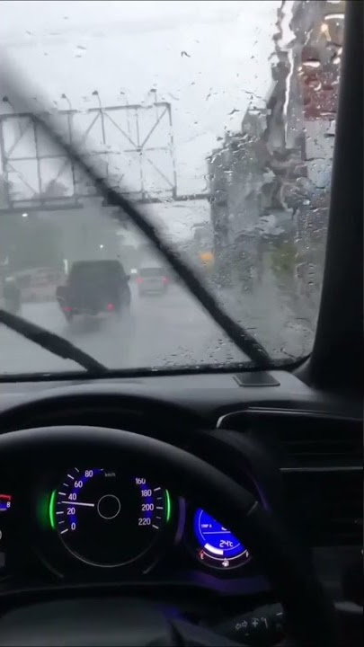 Mentahan buat story wa ig jalan di saat hujan #shorts