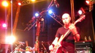 Drowning Pool - So Cold (live)