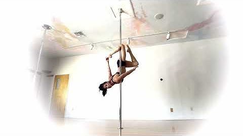 Twisted Brass Monkey: How to get into and out of it tutorial by @Elizabeth_BFit