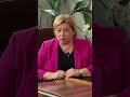Co oznacza zaksięgowanie dziesięciu faktur przy pełnej księgowości?