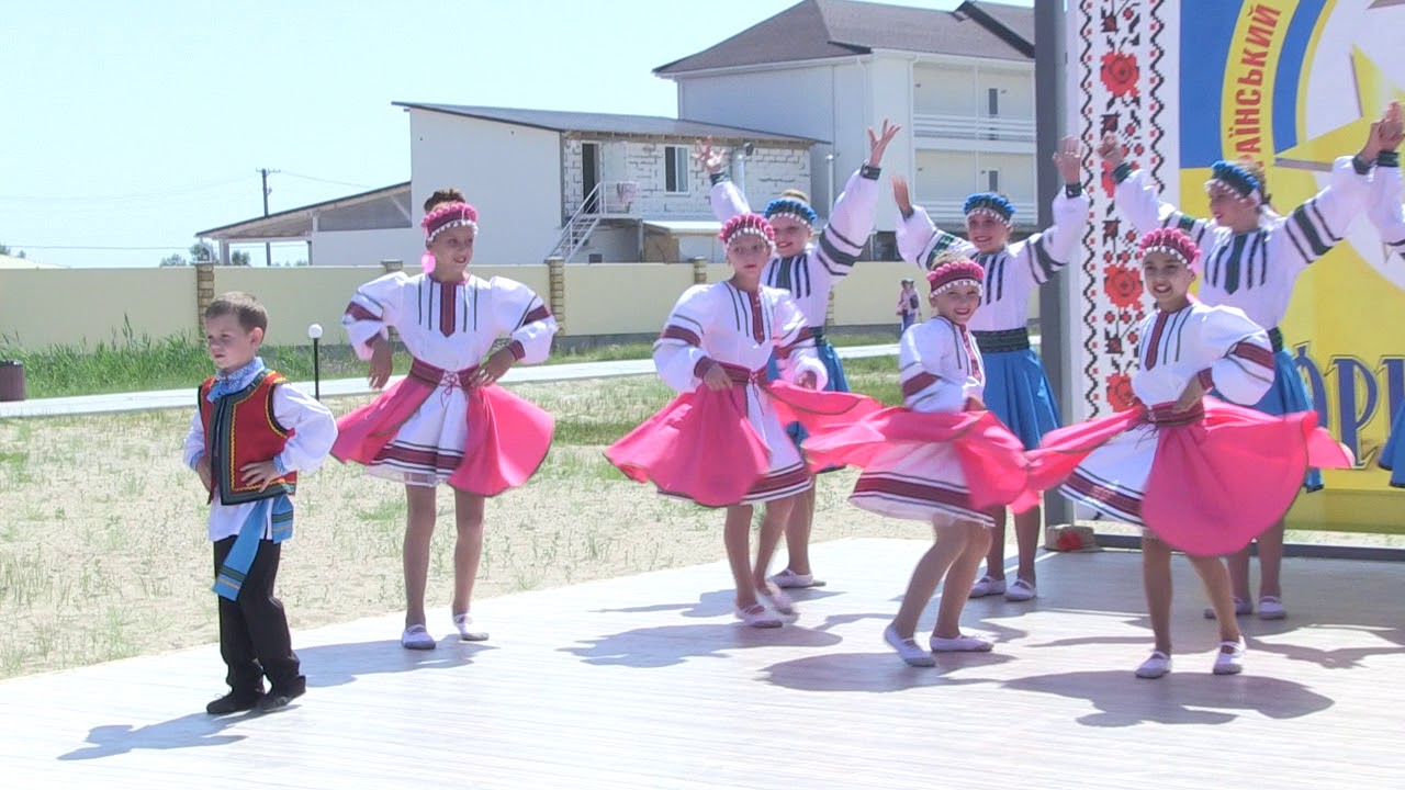 выступление на фестивале 