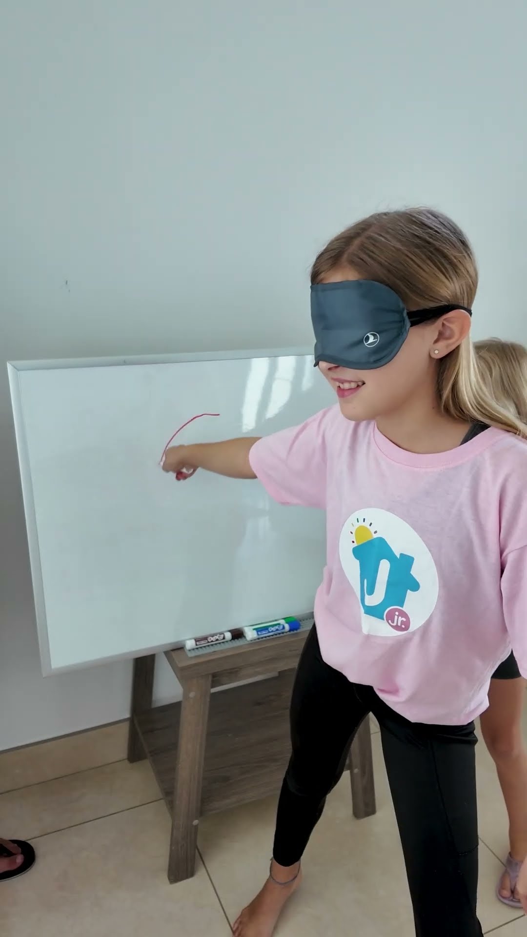Can they draw the circle?! #kidsfun