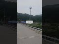 산천은 여전한데 그리운 사람들은 없네요.