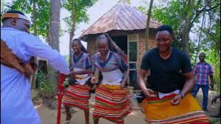 NAYONJA LUBAALE BY CASH CASH KYAGAMBIDWA ( VIDEO)