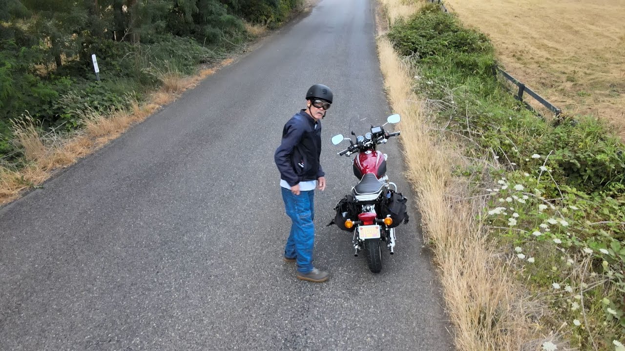 Drone Flight - Willamette River @ West Linn w/Motorcycle Active Track - DJI Mavic Air 2 (8/3/21)