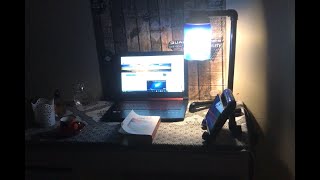 مصباح مكتبي من PVC