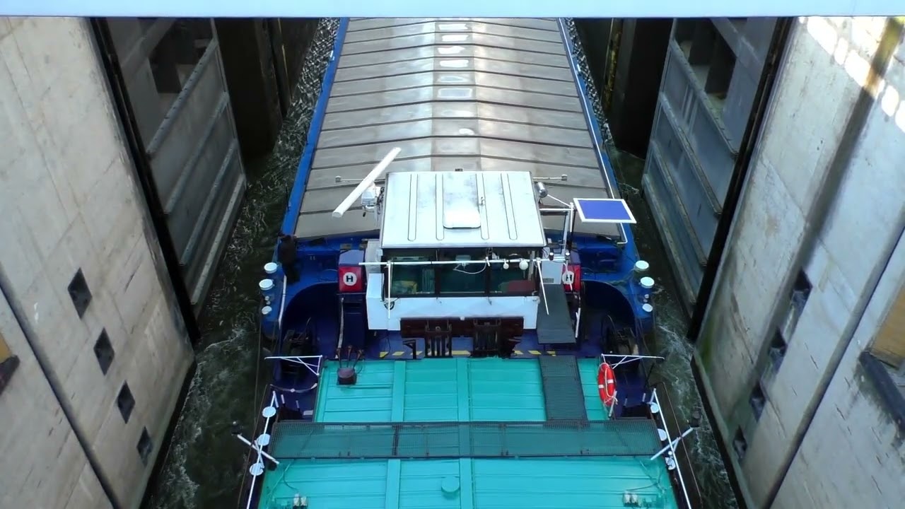 Einfahrt Schleuse Rothensee 21.4. 23