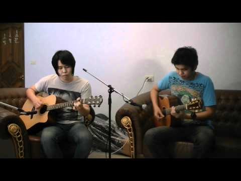 ทุ้มอยู่ในใจ Acoustic Guitar Cover by Kamenito & Eightallica