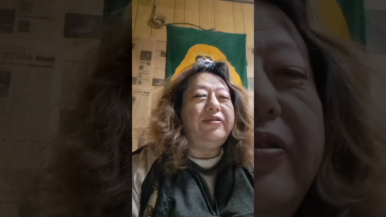 セブンイレブン　ちゃんのれん組合東京神田ちえちゃんラーメンちゃん系ラーメン発祥の店中華そば　😸ねこも目がないツニャのパン　KIRINファイヤブラック　おまけヒーリング&お祓い