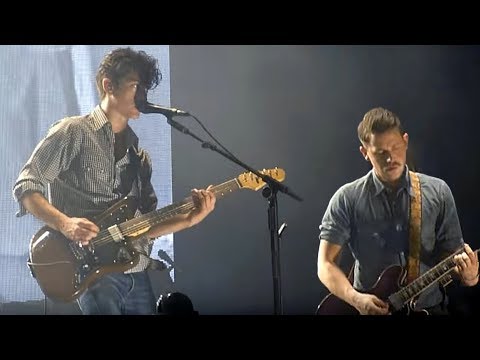 Arctic Monkeys - Dance Little Liar [Live at The O2 Arena, London - 29-10-2011]