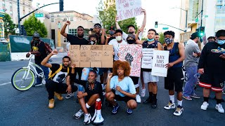Peaceful protest in san jose, california on 6/2/2020 light of the
murders george floyd and breonna taylor's hands crooked irresponsible
polic...