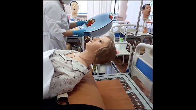 Барлығы үшін бір қызбен HD порно