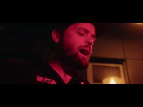 Le1 - Weightless (Official Music Video)