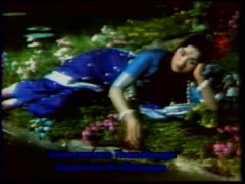 PATTUKKU PATTEDUTHU - PADAKOTTI- KARAOKE SONG