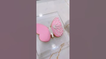 #butterfly #bakerpainter #babyshower #cookieart #cookiedecorating #cookievideo #royalicing #tutorial