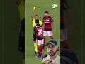 4 minutos de jogo o paqueta já levou amarelo kkkkkk#brasileirao #flamengo #internacional #paqueta