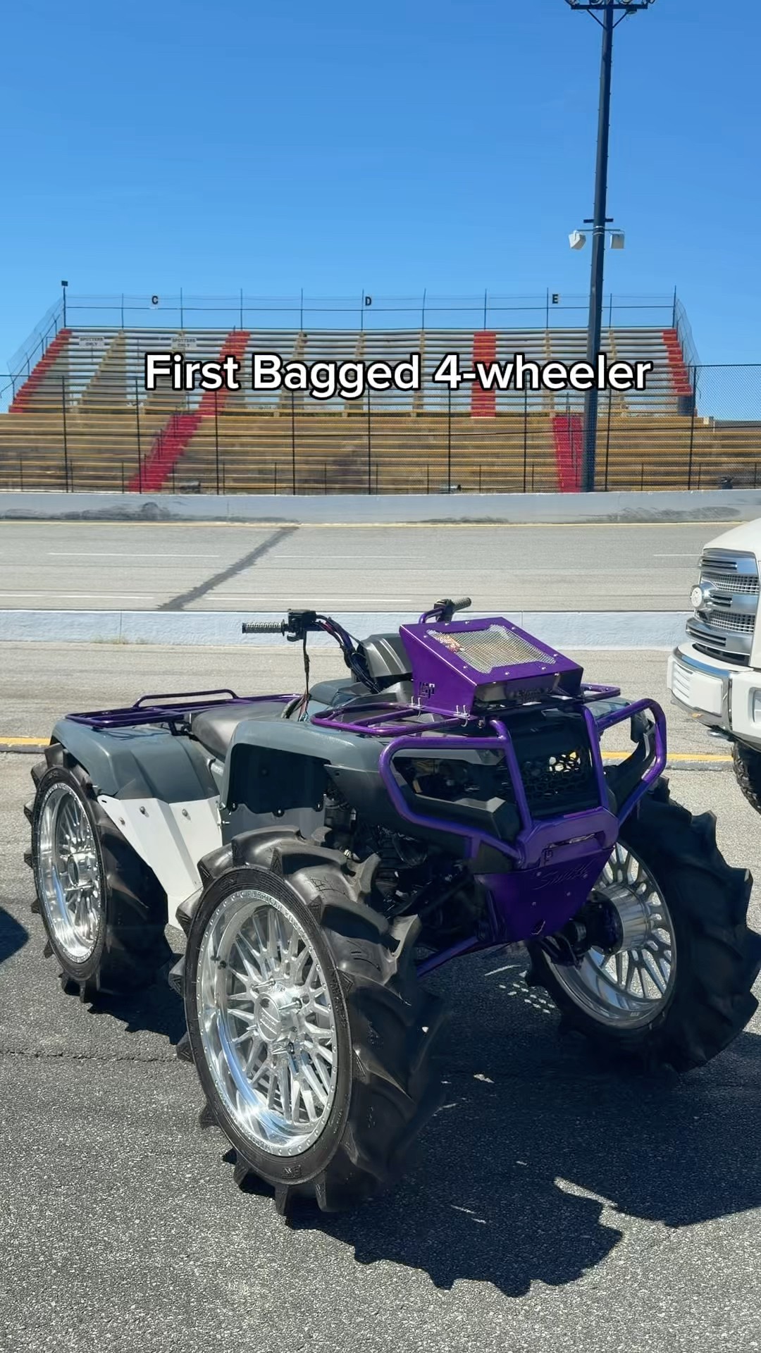Let's go bogging!! #mfdgarage #mud #truck #squat #bags #4wheeler