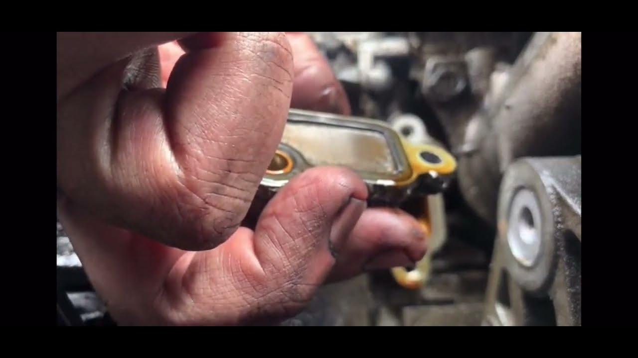 Replacing the other Honda Element K24 VTEC screen