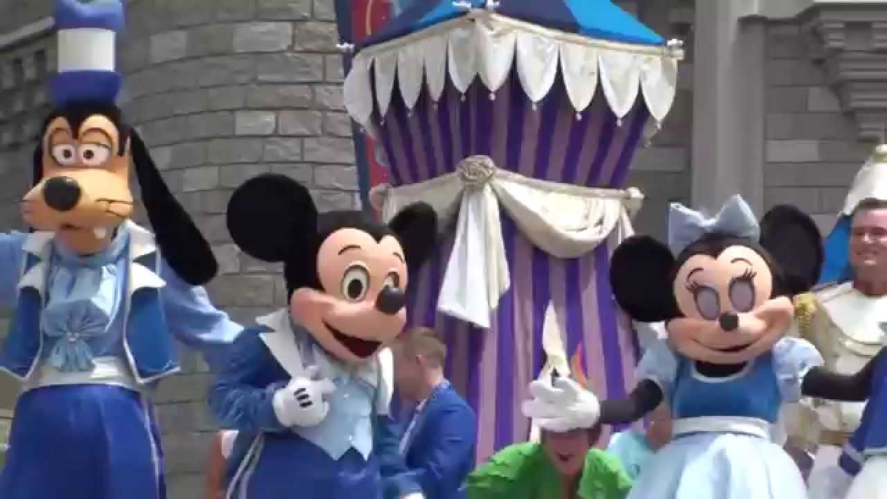 Dream Along With Mickey (2010)