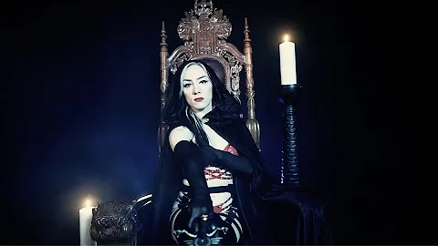 Iron Kingdom - Queen Of The Crystal Throne (Offici...