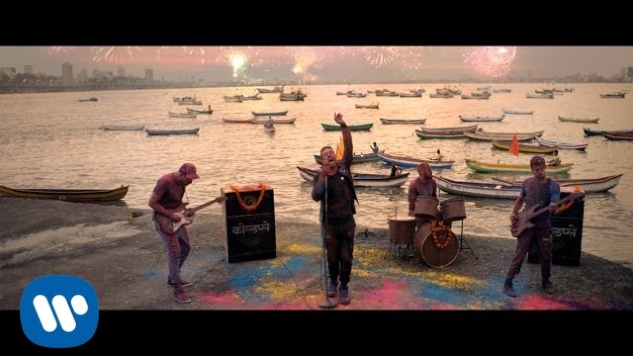 Coldplay - A Sky Full Of Stars (Official Video)