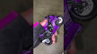 Kaschamidudikatching 🤭✨ #cutebike #kawasakininja400 #purpleglitter #growup #painting