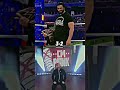 فرق بين رومان و سي ام بانك Wwe Shorts Aew 