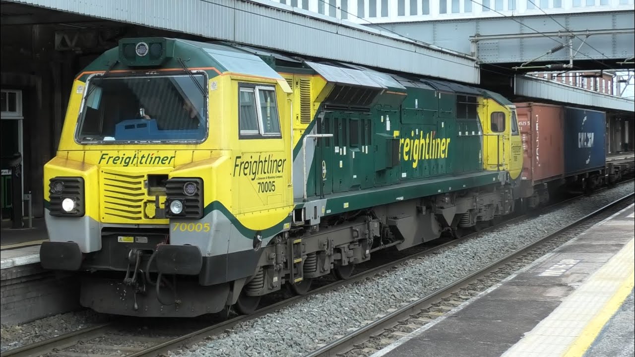 Fantastic Morning At Nuneaton Station Fast Trains Freight Trains Test Trains 20/98/24