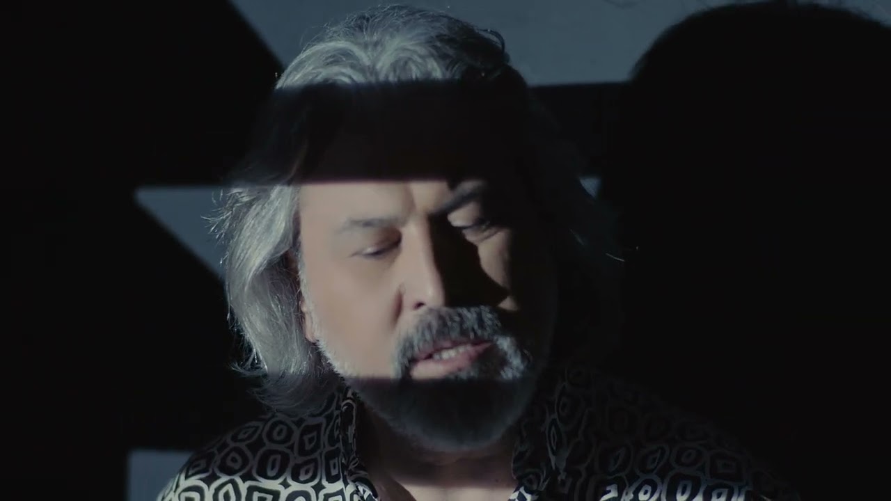 Abdullah POLATCI - GÌTME (Official Video) auf YouTube ansehen Abdullah POLATCI - GÌTME (Official Video) auf YouTube ansehen