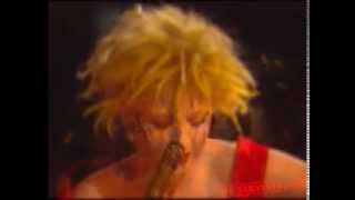 Video thumbnail of "Cyndi Lauper and Peter Kingsbery - Walk away Reneé (1994)"