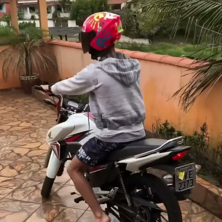 Video de grau de moto para status do WhatsApp 🤩🎶 