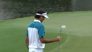 Bubba Watson’s great bump-and-run yields par at the TOUR Championship