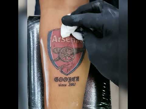 Podolski lên kế hoạch xăm logo Arsenal