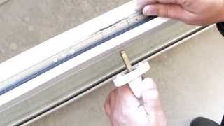 Установка поворотно откидного запора при ремонте пластиковых окон(, 2013-11-03T17:09:51.000Z)