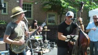 Video thumbnail of "8 Dogs 8 Banjos by The Raw Beets"