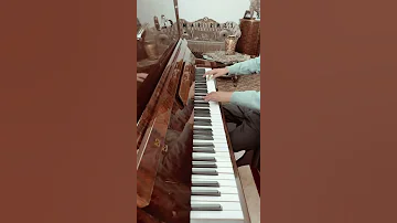 عزف اغنية عيونه لما قابلوني رامي صبري بيانو 