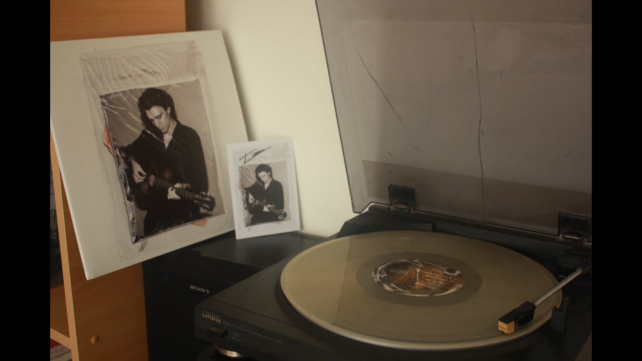 Tamino Sahar unboxing & A drop of blood YouTube