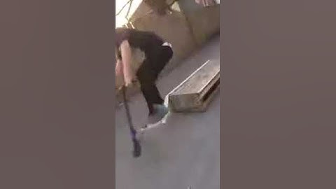 Boardslide to Tailwhip