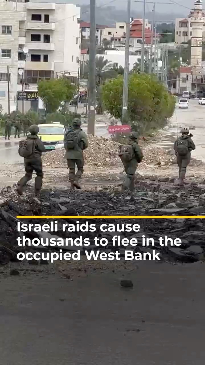 Thousands of Palestinians flee as Israel steps up raids in the occupied West Bank | AJ #shorts