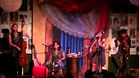 The Wailin Jennys; Cherry Blossom Love