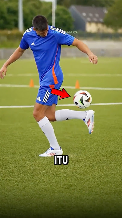Beginilah cara juggling bola dengan mudah⚽😨#soccer #viralshorts