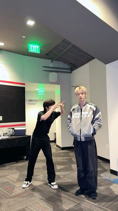 pay attention to me 💕 #TXT #SOOBIN #BEOMGYU #ACT_TOMORROW #TXT_TOUR_ACTTOMORROW