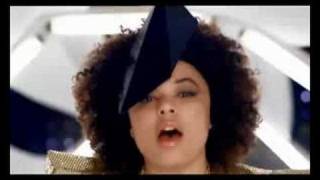 Sneaky Sound System - UFO